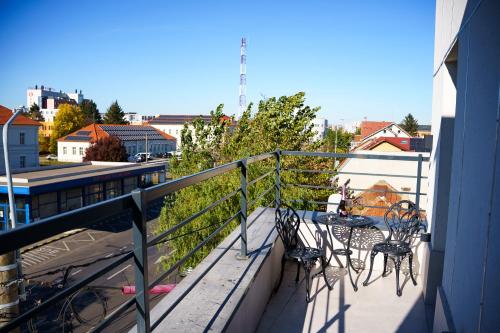 Hotel Fantazia Oradea - Self Check In & Out — Bird's eye view