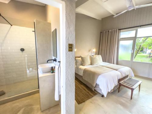 Koupelna v ubytování Brinkley's River Village