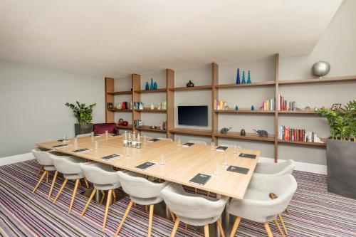 Staybridge Suites Birmingham by IHG photo 32