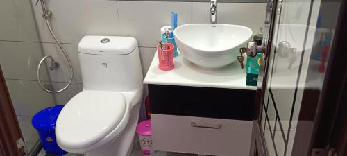 Ένα μπάνιο στο Daisy villa Home stay