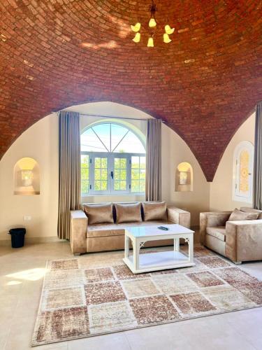 Royal Home Dome Style - Top Floor Apartment