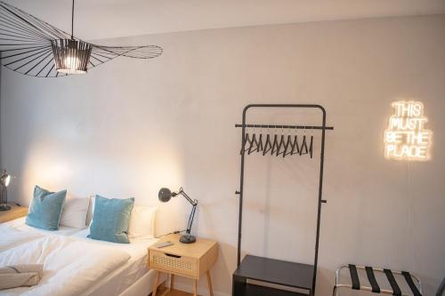 Postel nebo postele na pokoji v ubytování Apartment Strauss #ELF 2 Zimmer BS CITY