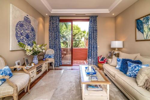 Luxury Beach Marbella Boutique Penthouse 2 bedrooms Pools Open 365 days