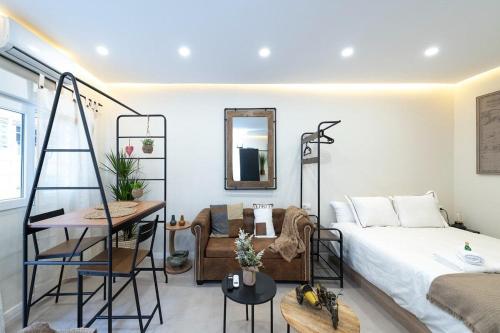 Málaga LUXURY Apartment Jacuzzi - by N&N LUXE PROPERTIES