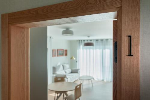 Afbeelding uit fotogalerij van Apartamentos Duratón in San Miguel de Bernúy