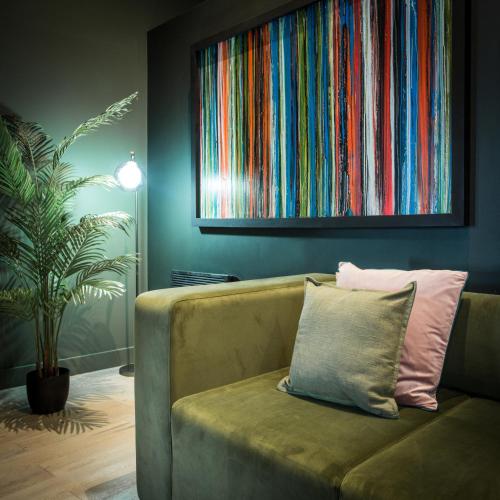 Urban Jungle by Domu Stays photo 13