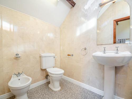 Koupelna v ubytování Y Stabal - Cottage