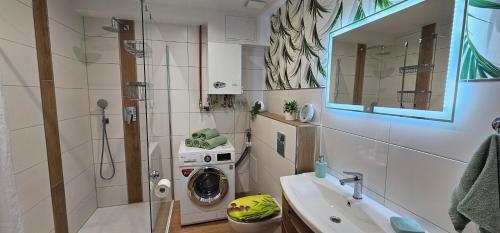 Ένα μπάνιο στο Apartament 9 Delux - Bliżej Zdroju