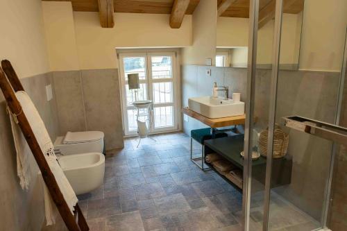 Ένα μπάνιο στο Bed and Breakfast Cascina Morelli 1862