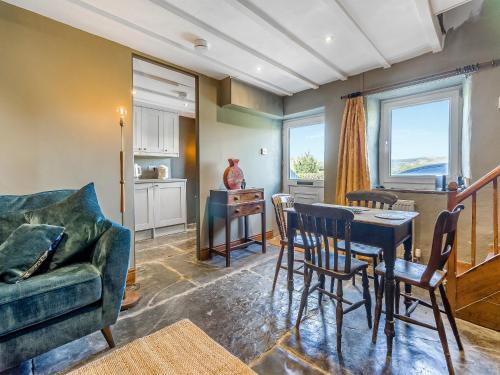 A seating area at 3 Legged Duck Cottage