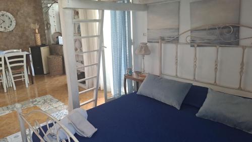 Posezení v ubytování La casa sul mediterraneo