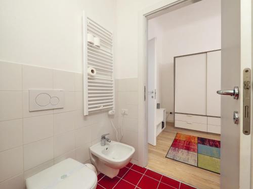 Koupelna v ubytování LikeHome Milano - Via Crema