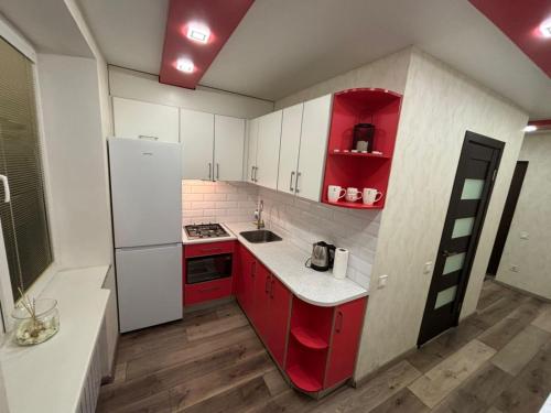 Η κουζίνα ή μικρή κουζίνα στο Квартира проспект Науки Центр