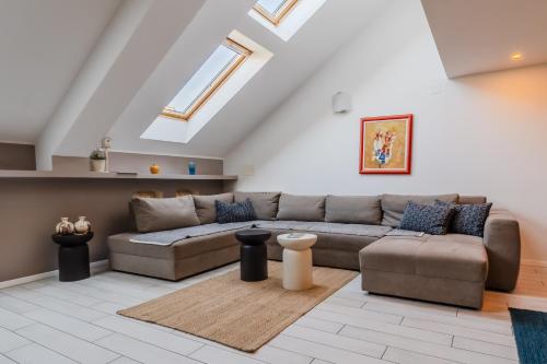 Central Boutique Apartments LuAn