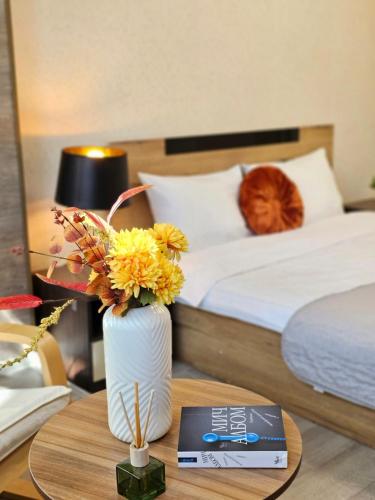 Two Big Bed Apartment & FREE Underground Parking