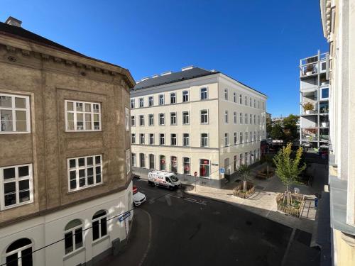 Vienna Palm Apartments