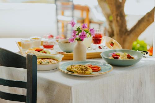 Jídlo v hotelu nebo okolí