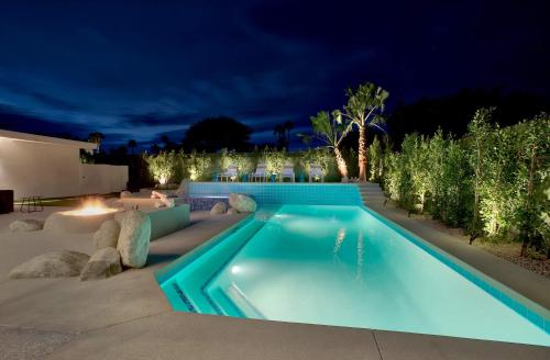 Bazén v ubytování Navigate Stays Top Rated Luxury Villa w Pool nebo v jeho okolí