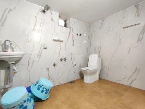 Kupatilo u objektu White Rann Resort Dholavira