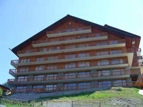Studio pour 4 à Méribel, proche des pistes, parking inclus