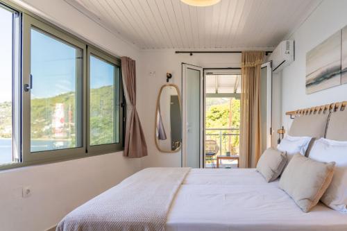 Aerie House Skiathos 2 bedroom 2 bathroom apartment with sea view