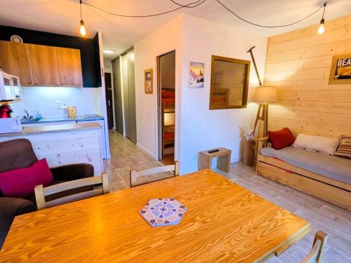 Grand studio cabine 4 pers. avec garage à 600m des remontées mécaniques - FR-1-342-334