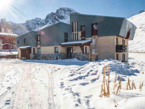 Spacieux T2 cabine avec balcon et accès WIFI à Tignes