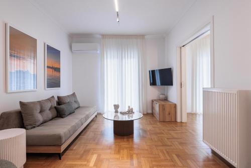 F & B Collection - Elegant 2 Bedroom Apartment