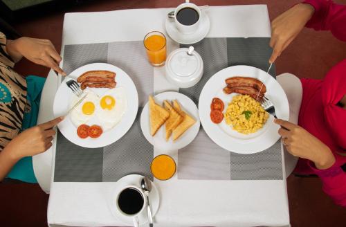 Φαγητό σε αυτό το ξενοδοχείο ή κάπου εκεί κοντά