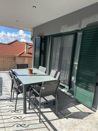 Μπαλκόνι ή βεράντα στο White lavender house