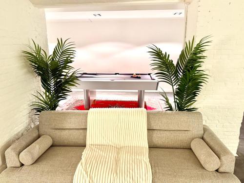 Postel nebo postele na pokoji v ubytování Spacious DownTown BXL Loft with Private Parking