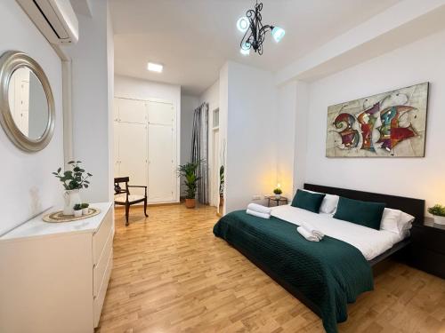 Montaño Suite Apartment, Spacious and Elegant, 2 Bedrooms in the Heart of the City