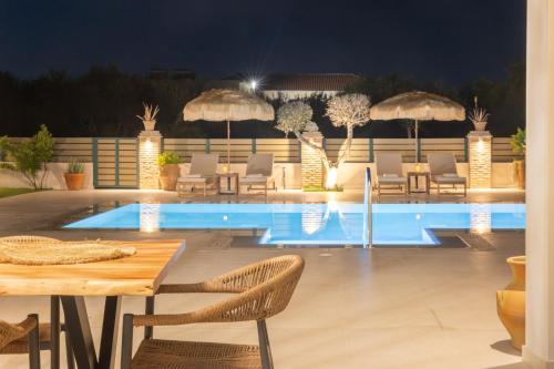 Porta Verde Luxury Residence, By TK Premium Stays