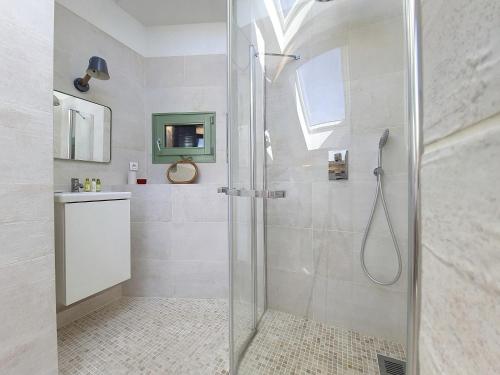 Nestor&Jeeves - NICE TO MEET YOU - Top floor - Central