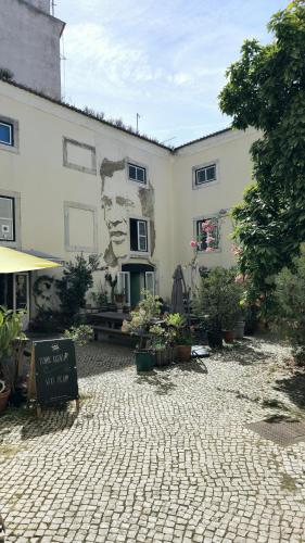 Experience Lisboa like a local