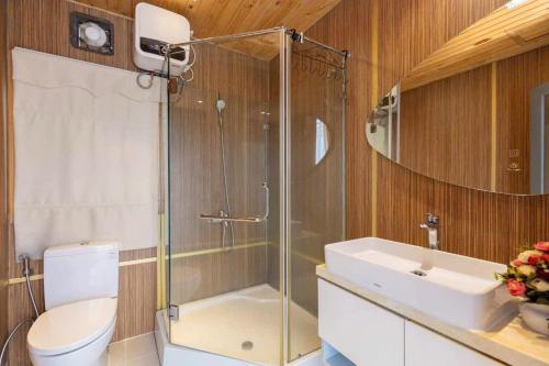 Ένα μπάνιο στο Bungalow Studio View Hồ Melly - Vũng Tàu