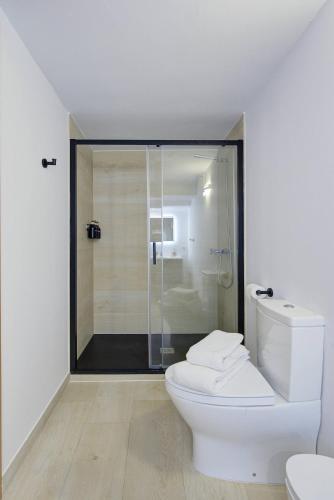 Perfect Getaway Steps from the Beach and Old Town