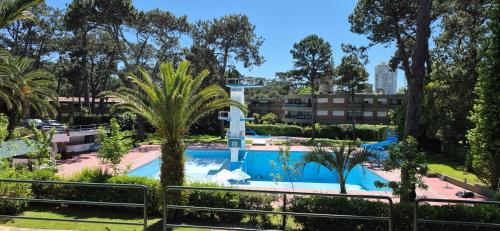 Πισίνα στο ή κοντά στο Arcobaleno Anillo 1