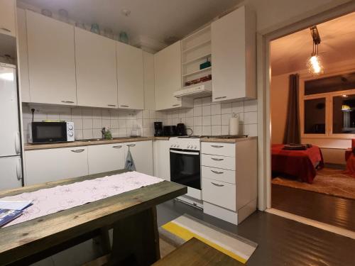 Dapur atau dapur kecil di Pispalan Helmi - Koti Näköalalla