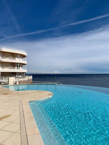 Un balcon sur la mer