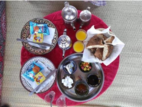 Φαγητό σε οργανωμένο κάμπινγκ ή κάπου εκεί κοντά