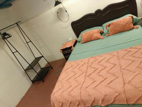 Cama ou camas em um quarto em Cofrecito Room