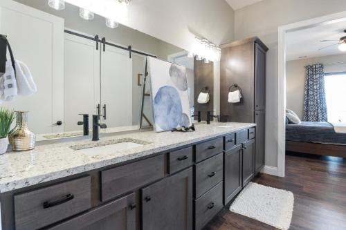 Koupelna v ubytování Amazing Top Floor Condo at Topsider Resort Community