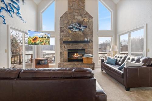 Gallery image of Expansive Deck, Beautiful Views, Private Dock & Boat Slip in Sunrise Beach