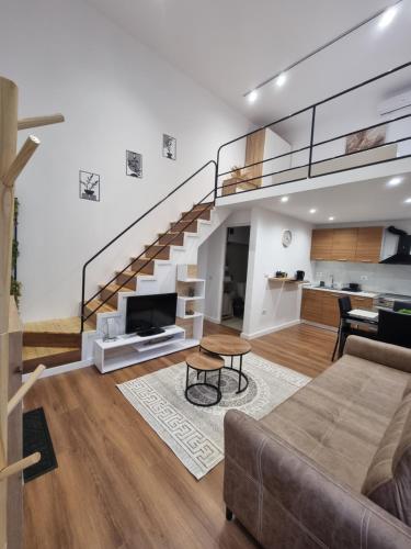 Zahra's Duplex Apartment in Tirana