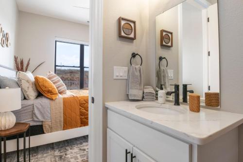 Billede fra billedgalleriet på Scenic Views, Outdoor Grill & Dine, Fireplace, Games i Laguna Beach