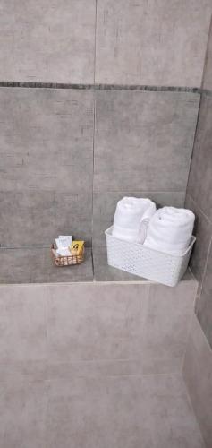 Ένα μπάνιο στο Acacia