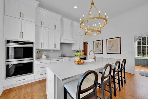 Fotografie z fotogalerie ubytování Eighty Oaks, Jacksonville, AL v destinaci Jacksonville