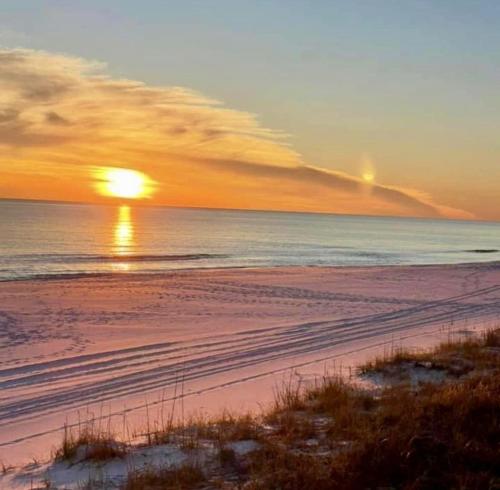 Destin Holiday Beach Resort photo 30