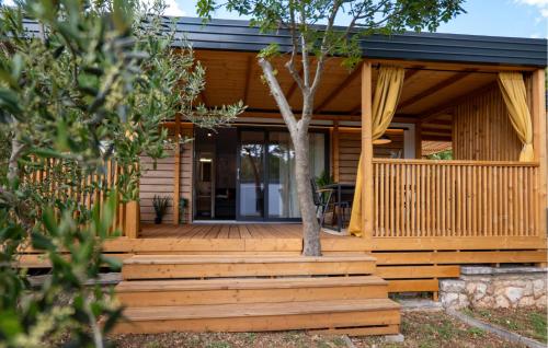 Afbeelding uit fotogalerij van Stunning Home In Obrovac With Wifi in Obrovac